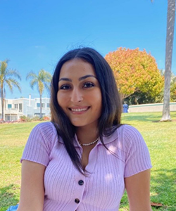 sabrinaa_resized.png Sabrina A.