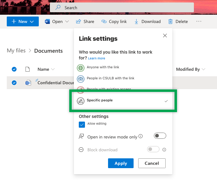 Specific people option selected in Link settings menu