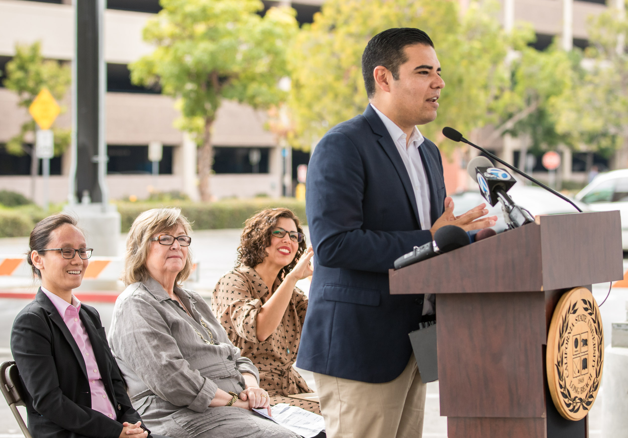 solar_panel_ceremony_21.jpg mayor garcia speaks
