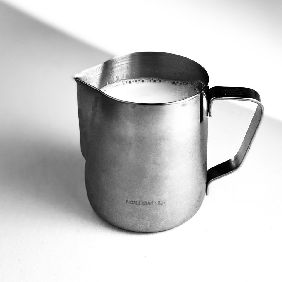 thumbnail_img_1505.jpg Photograph of a vase