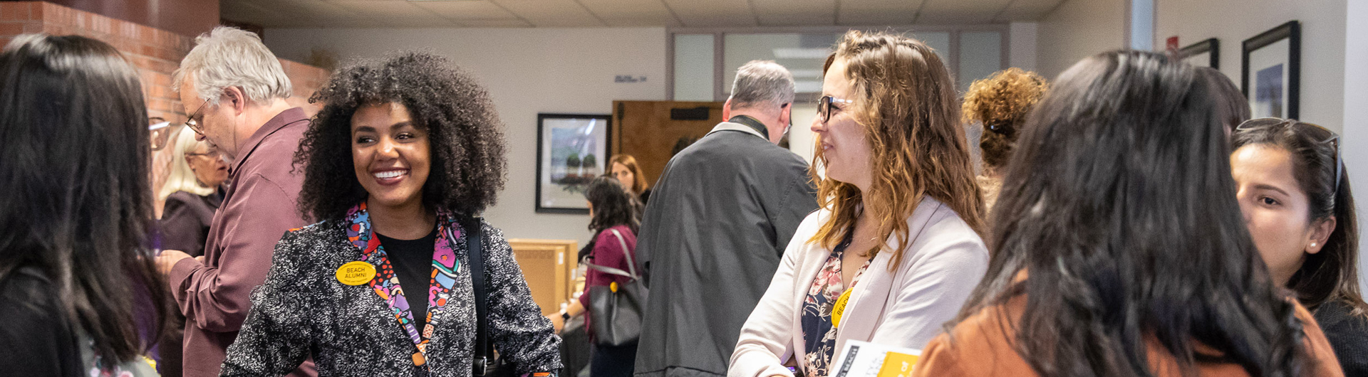 Group of students and alumni