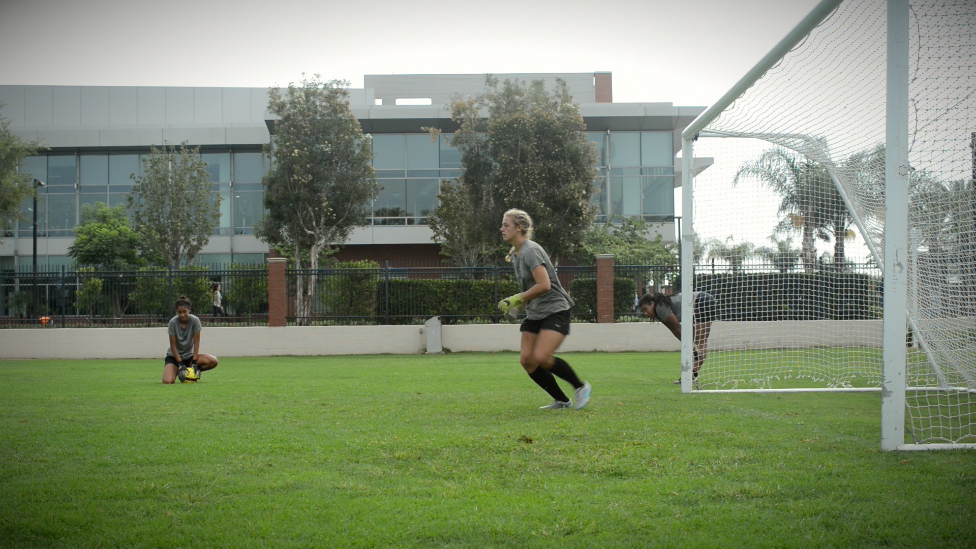 Image: womens_soccer_practice_1_2.jpg