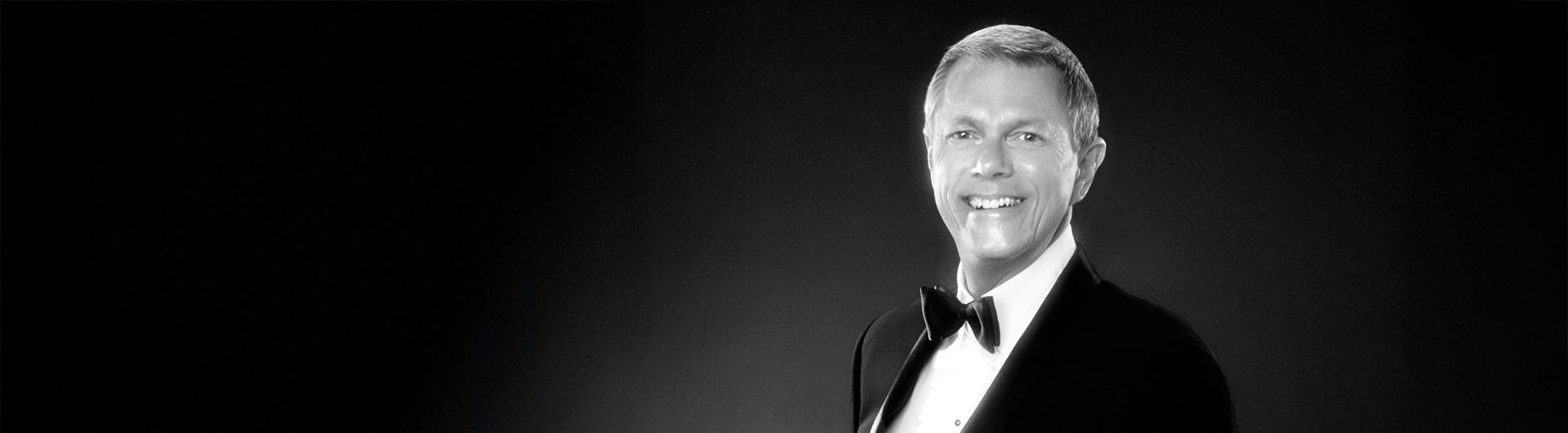 Richard Carpenter, black and white