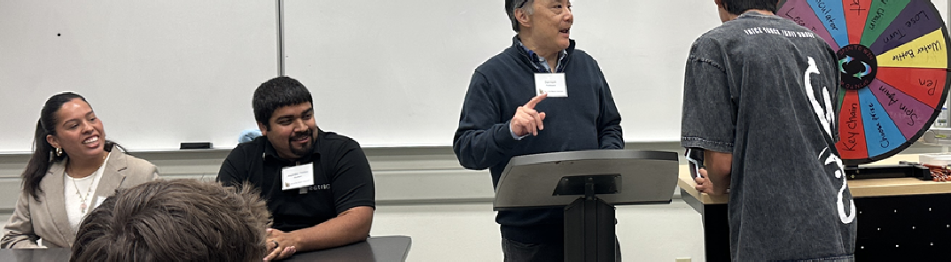 Finance COB Day at the Beach 2026 Spring professor giving prizes