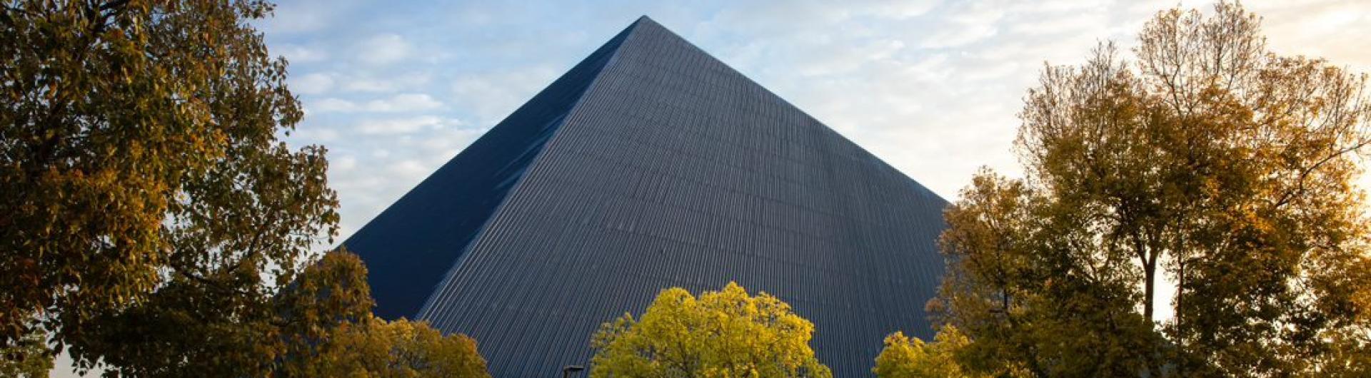 Walter Pyramid