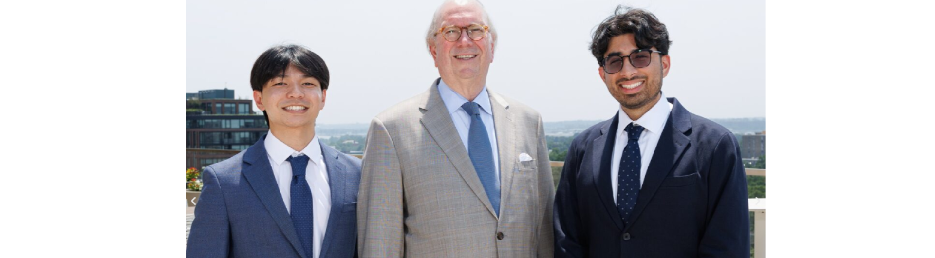 Davis Abog and Safi Mahmood Winners Washington Scholars