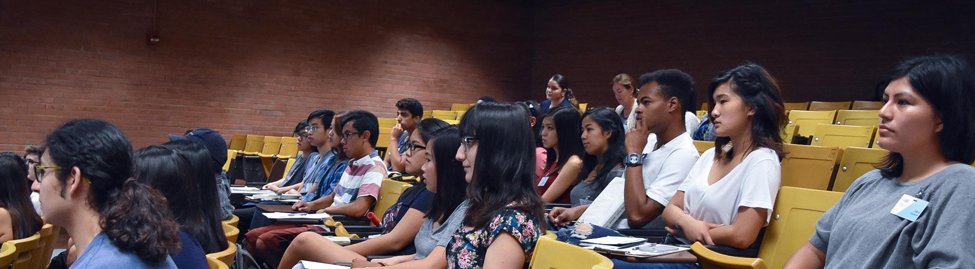 CSULB BUILD Learning Communities California State University Long Beach
