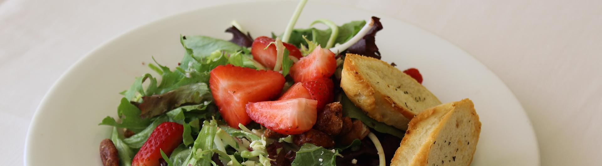 strawberry salad 