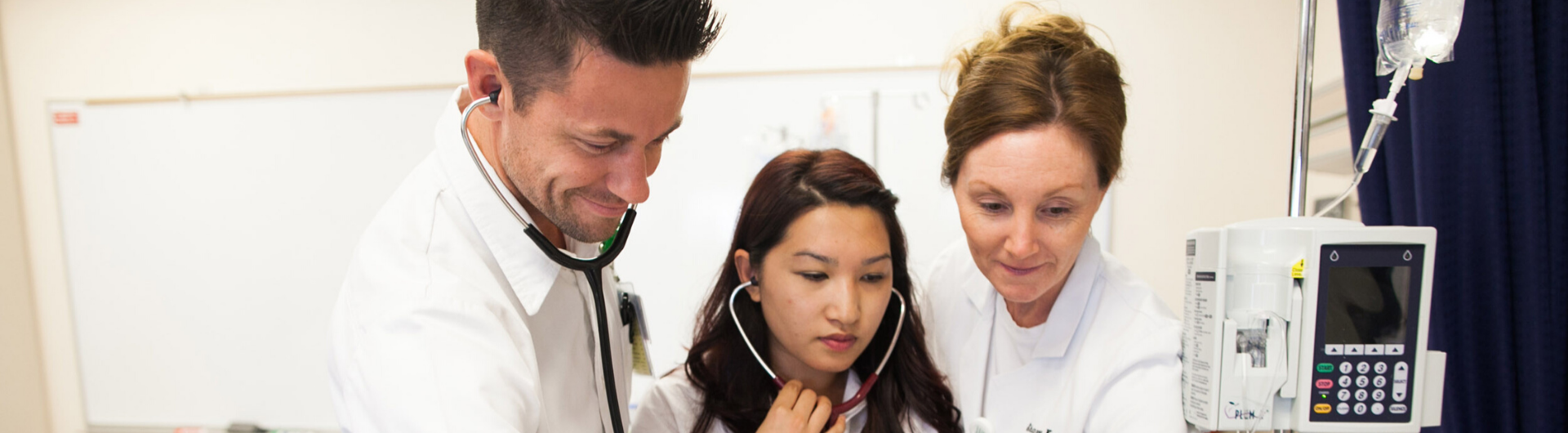 Nursing professor instructs students