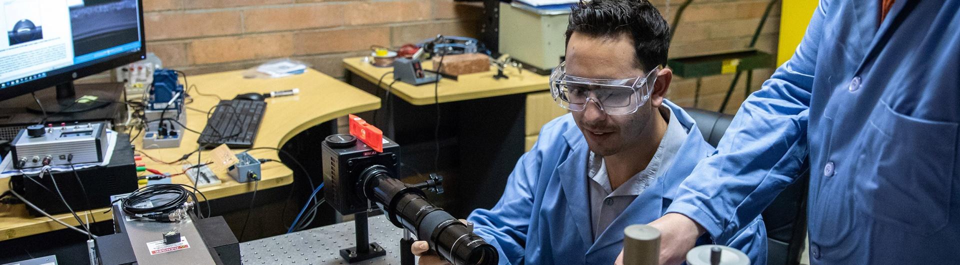 David Ramirez working in Dr. Kalman's lab