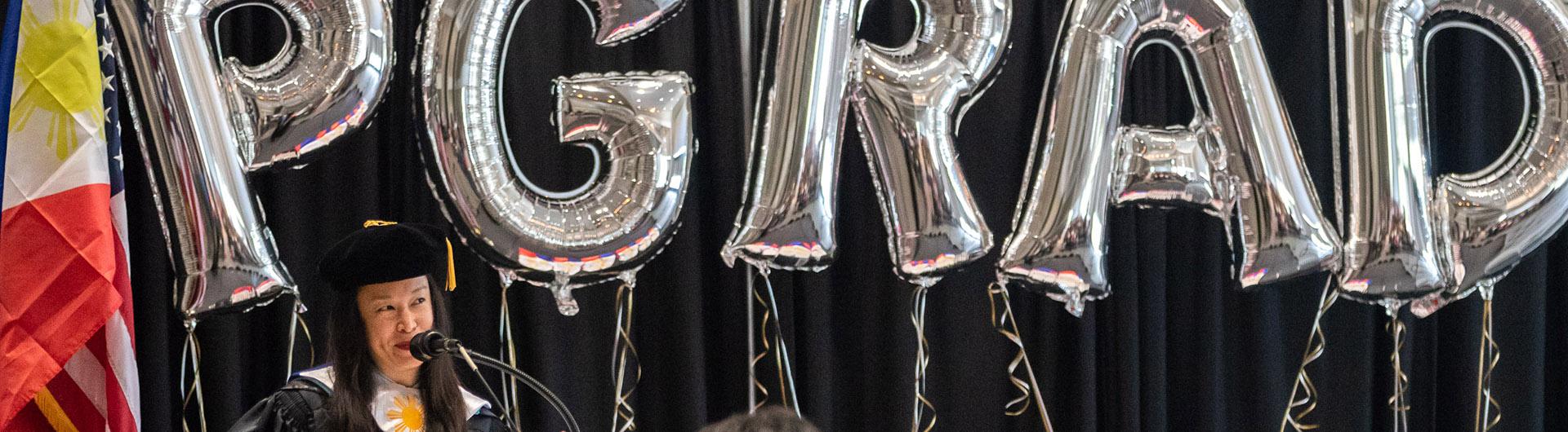 commencement balloons