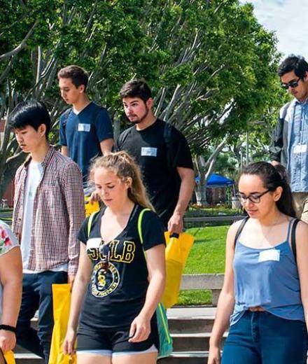 New Students Touring the CSULB Campus