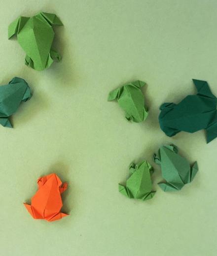 origami frogs