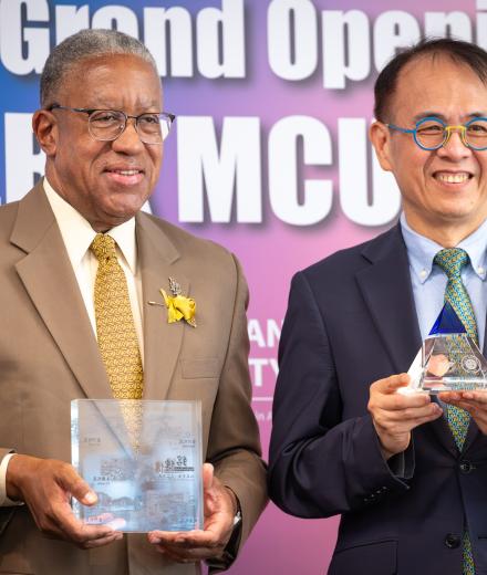 CSULB President Loren J. Blanchard, left, and MCU President Hsuan-Shih Lee