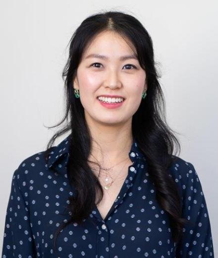 Yoojin Lee