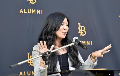 CSULB Alumna Nancy Luong addresses the graduates