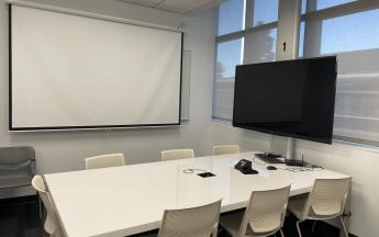 projector screen and working space