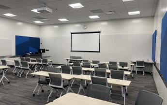 long tables for multiple student collaborations