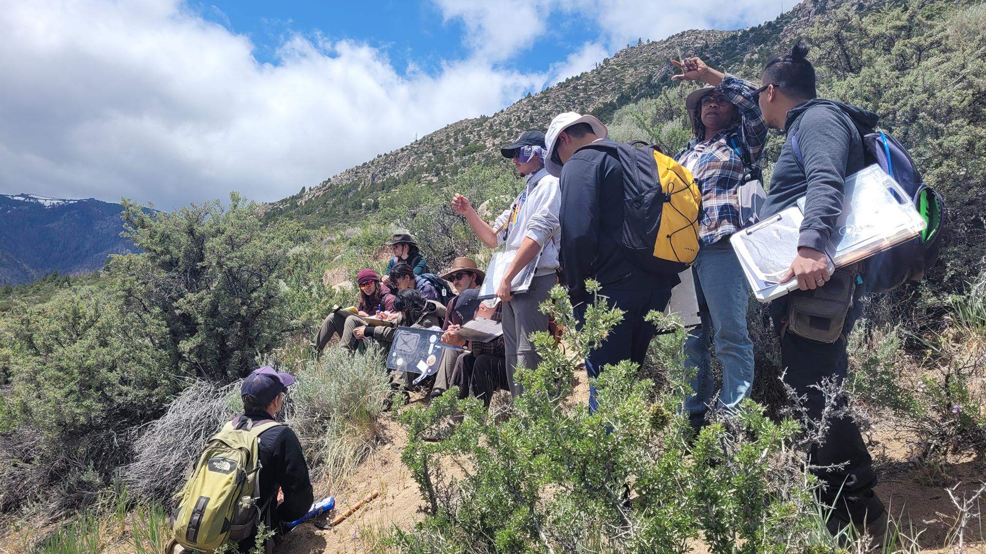 Students get instruction during Geology summer course