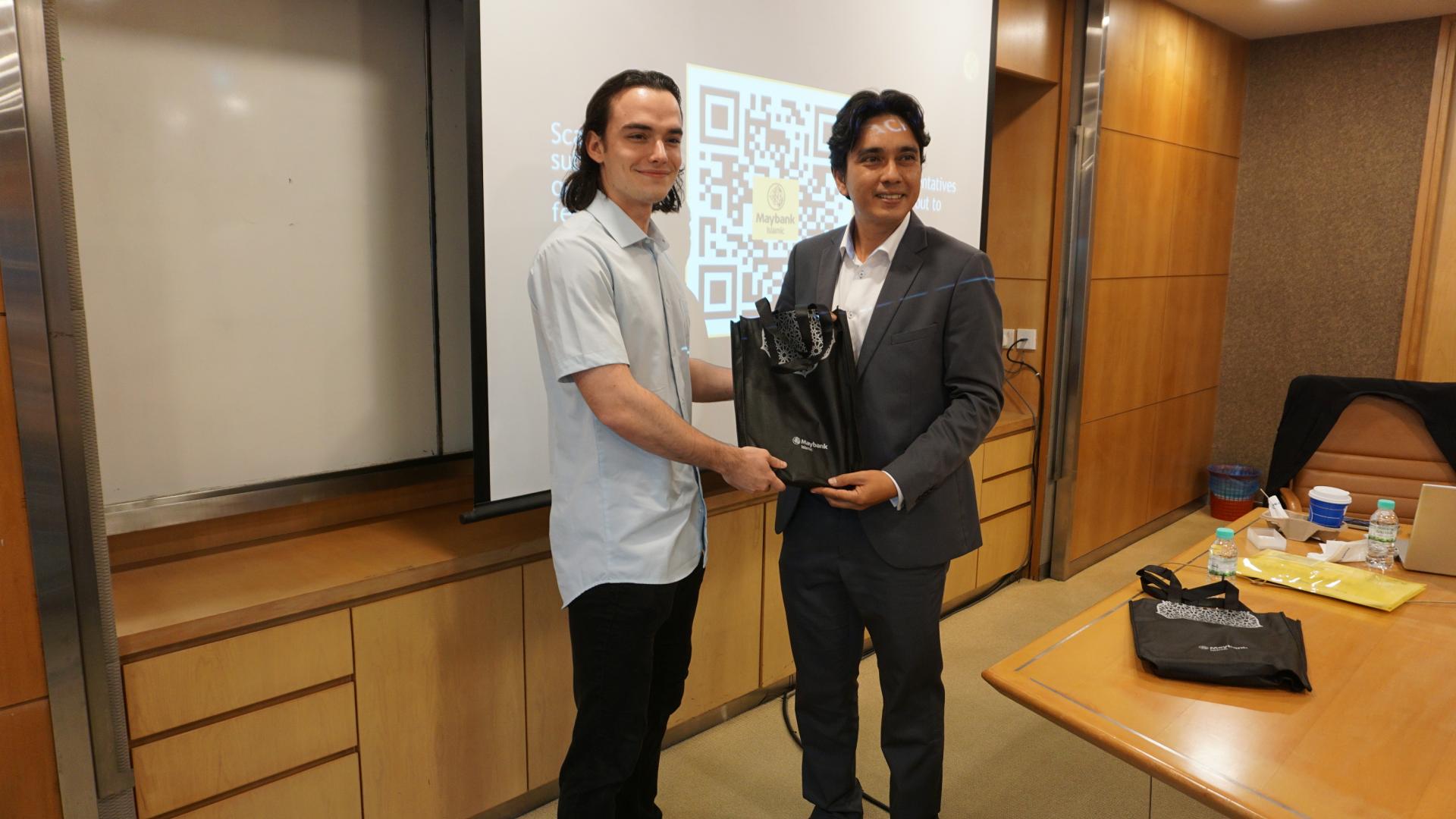 COB Study Abroad IB Singapore and Malaysia  2023 Students Award to males and award