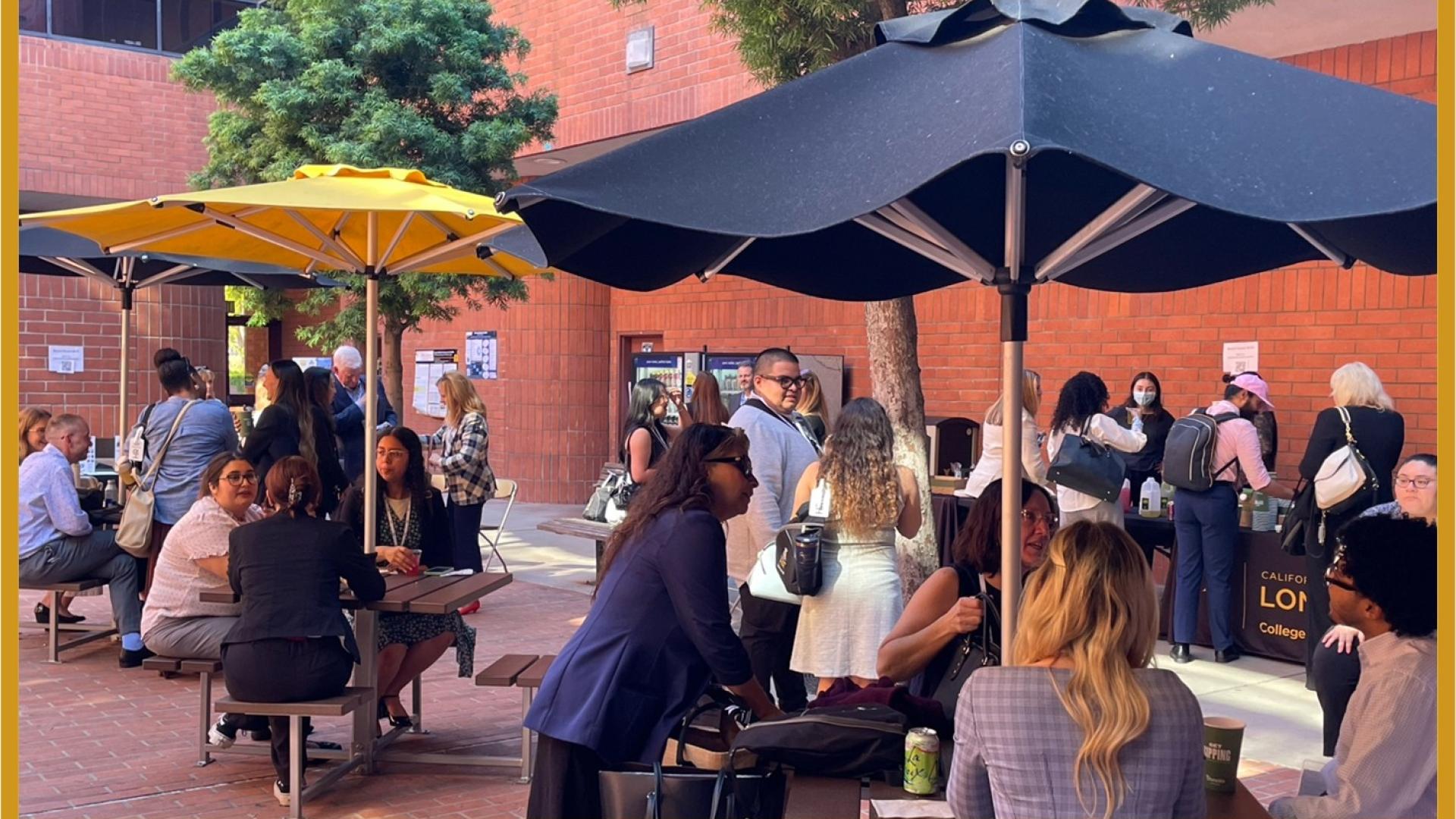 HR Symposium attendees