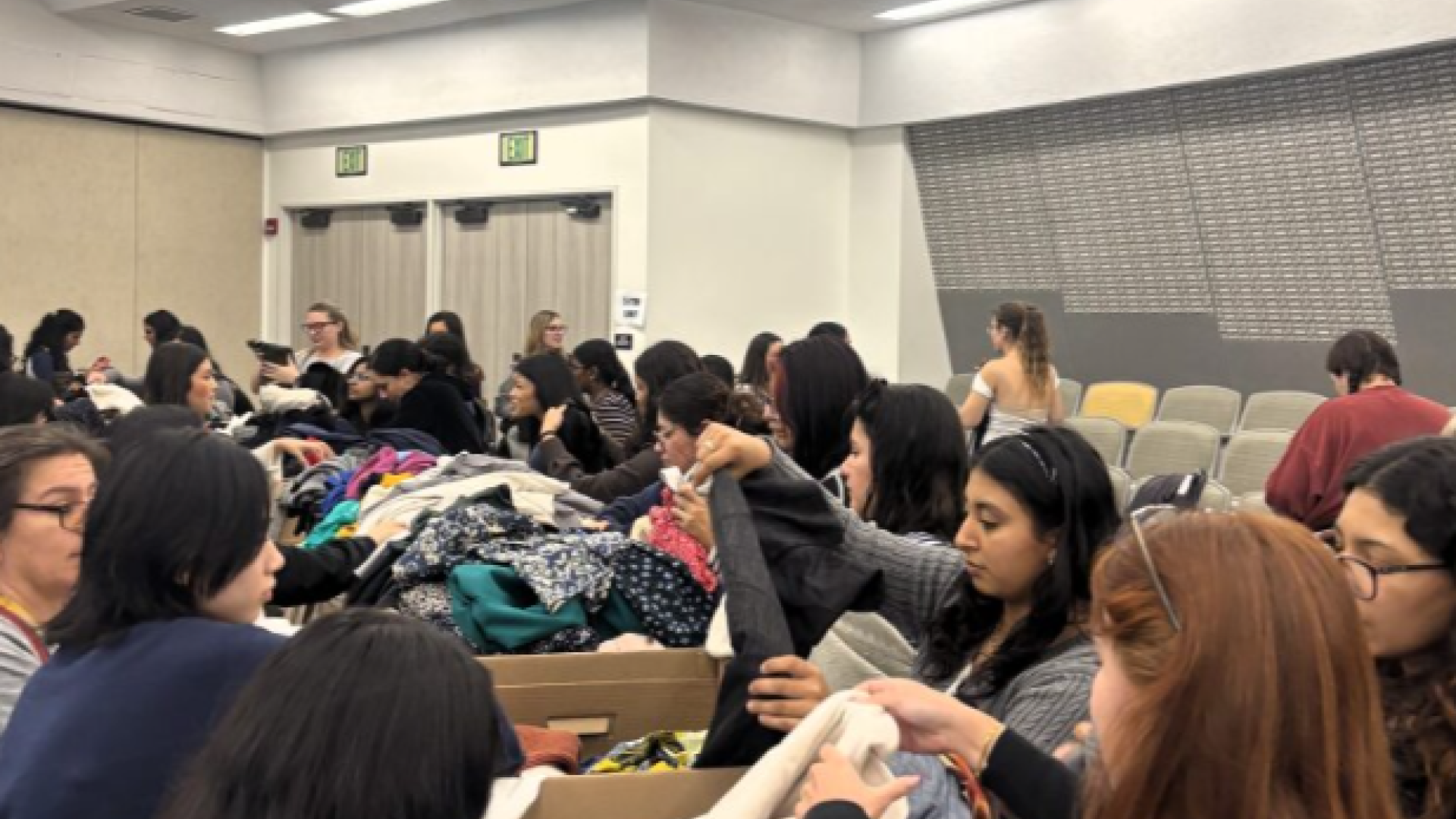 Conference fitting selecting room for clothes