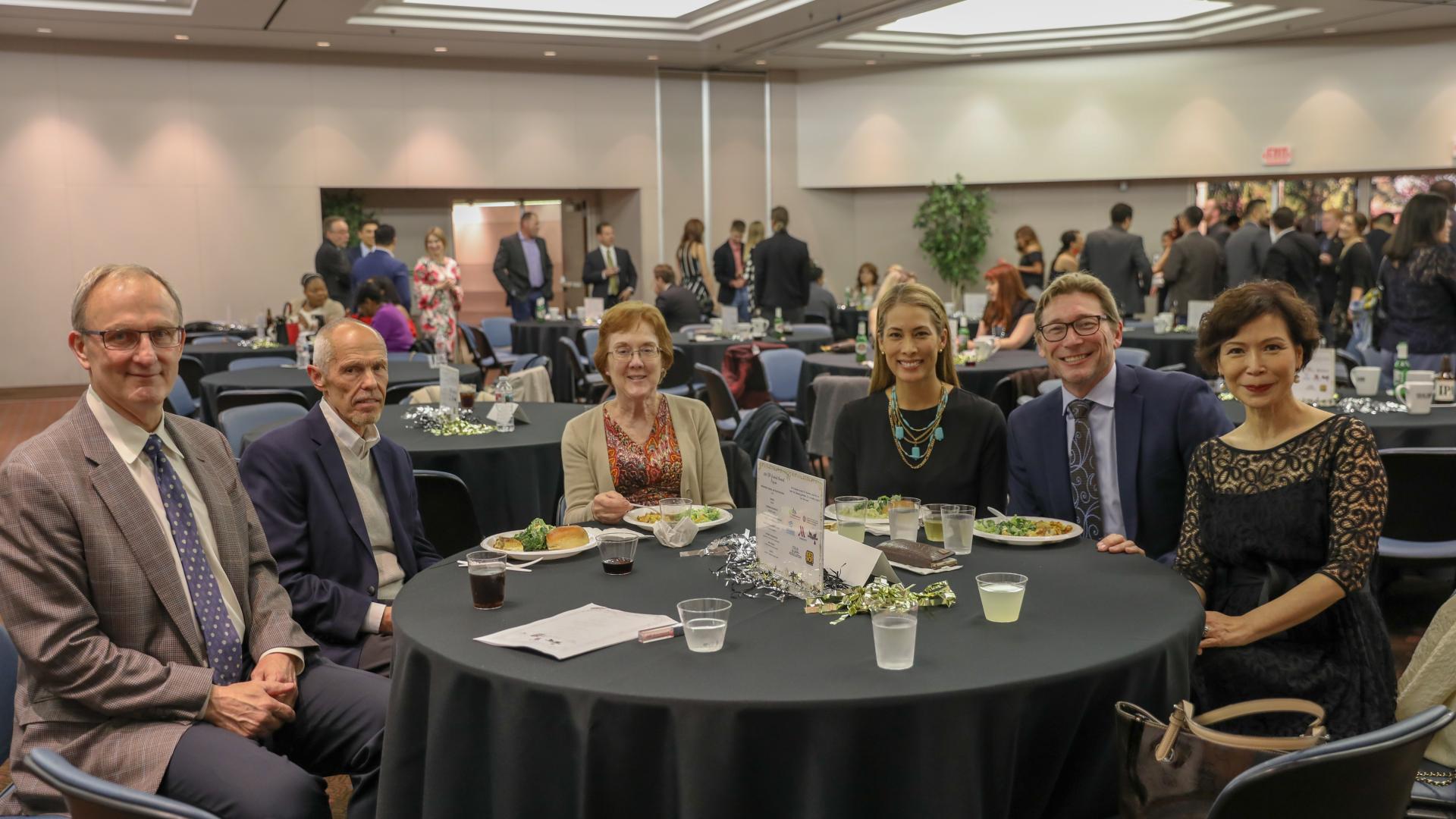 CSULB College of Business Graduate Banquet Event