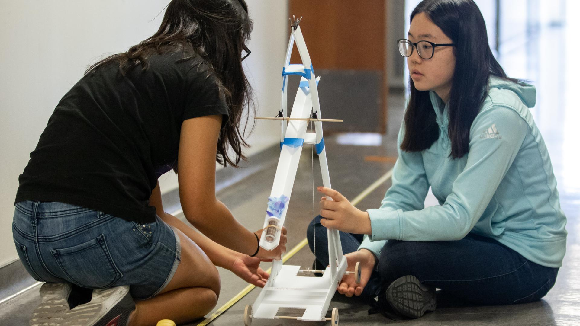 Students at Physical Sciences Institute Camp