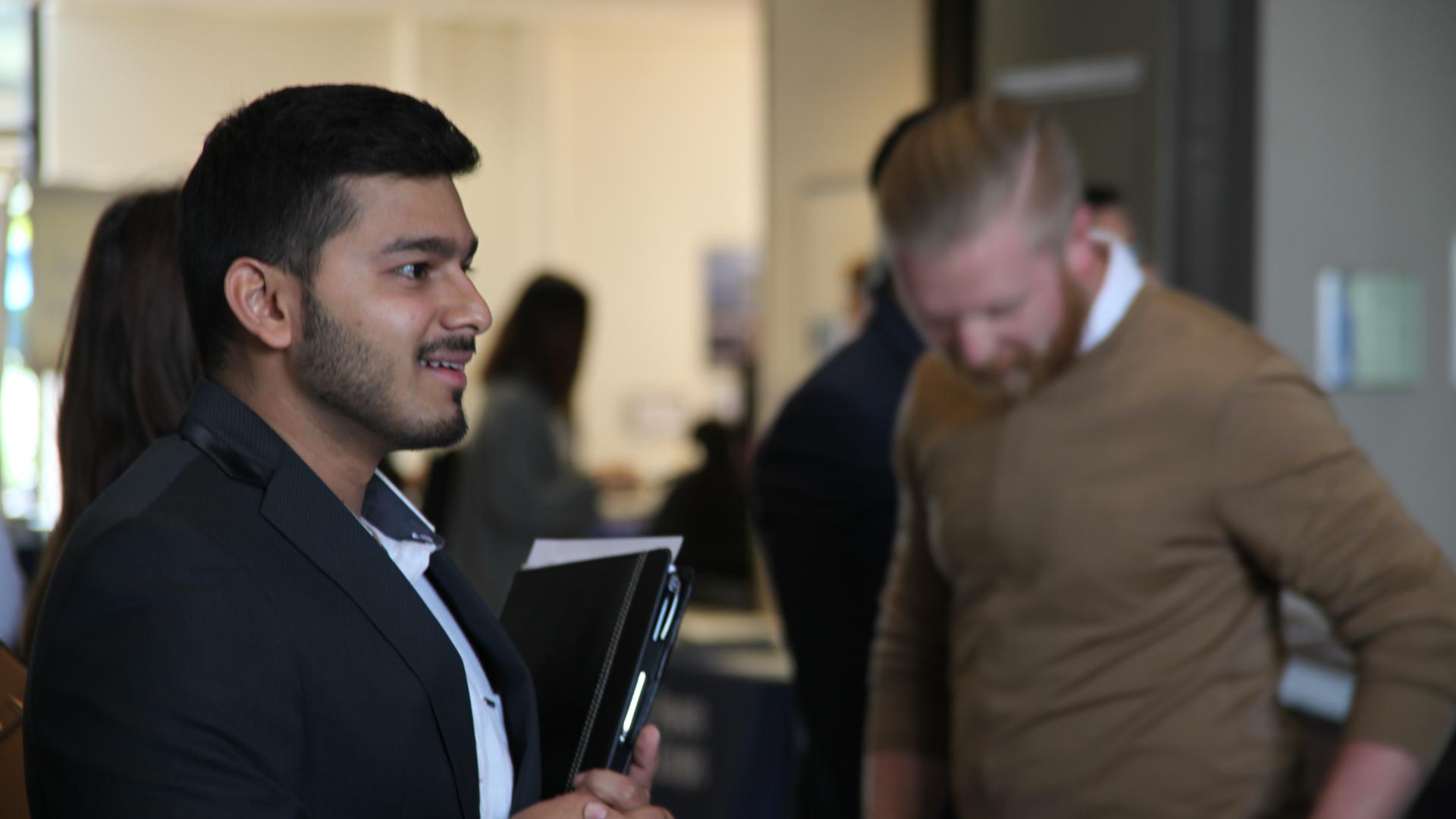 Students and employees at the Business and Healthcare Spring 2018 Job and Internship Fair