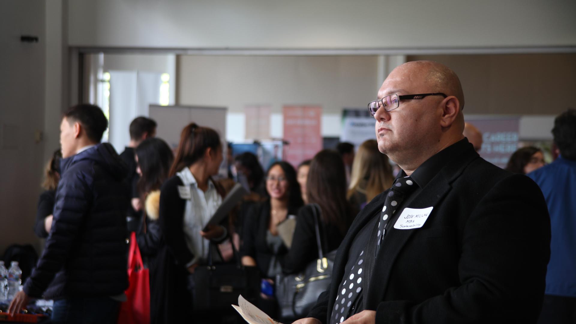 Students and employees at the Business and Healthcare Spring 2018 Job and Internship Fair