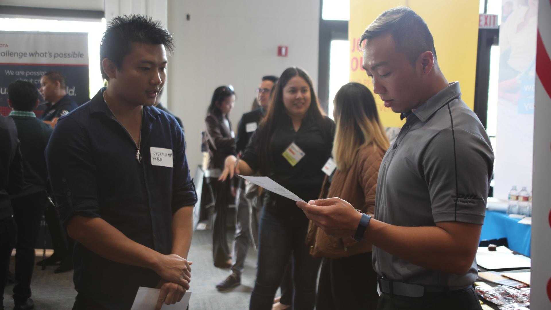 Students and employees at the Business and Healthcare Spring 2018 Job and Internship Fair