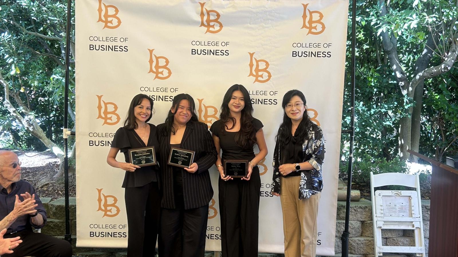 Breanna Gonzalez, Sydney Manalang,Taylor Tran,Yu Wang
