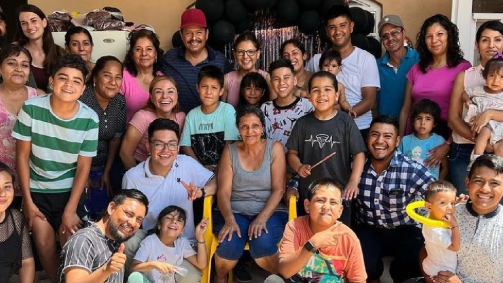 COB Lisette Alvarez Large Family 