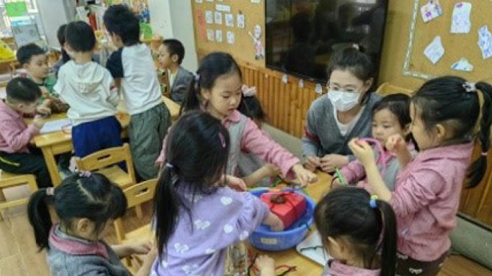 children in a classroom in Beijing