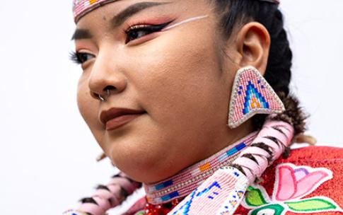 A female dancer at the powwow