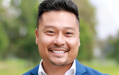 Dennis Hum '06