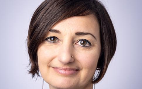 Dina Perrone