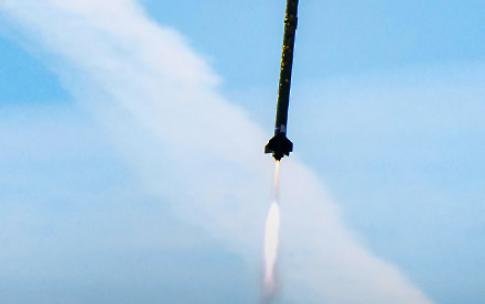solid rocket takes off