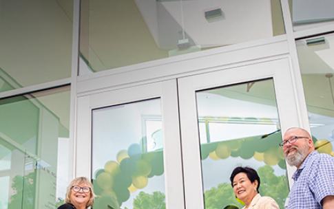 Jane Close Conoley, Anna Ngai and Kurt Brouwer at ribbon cutting