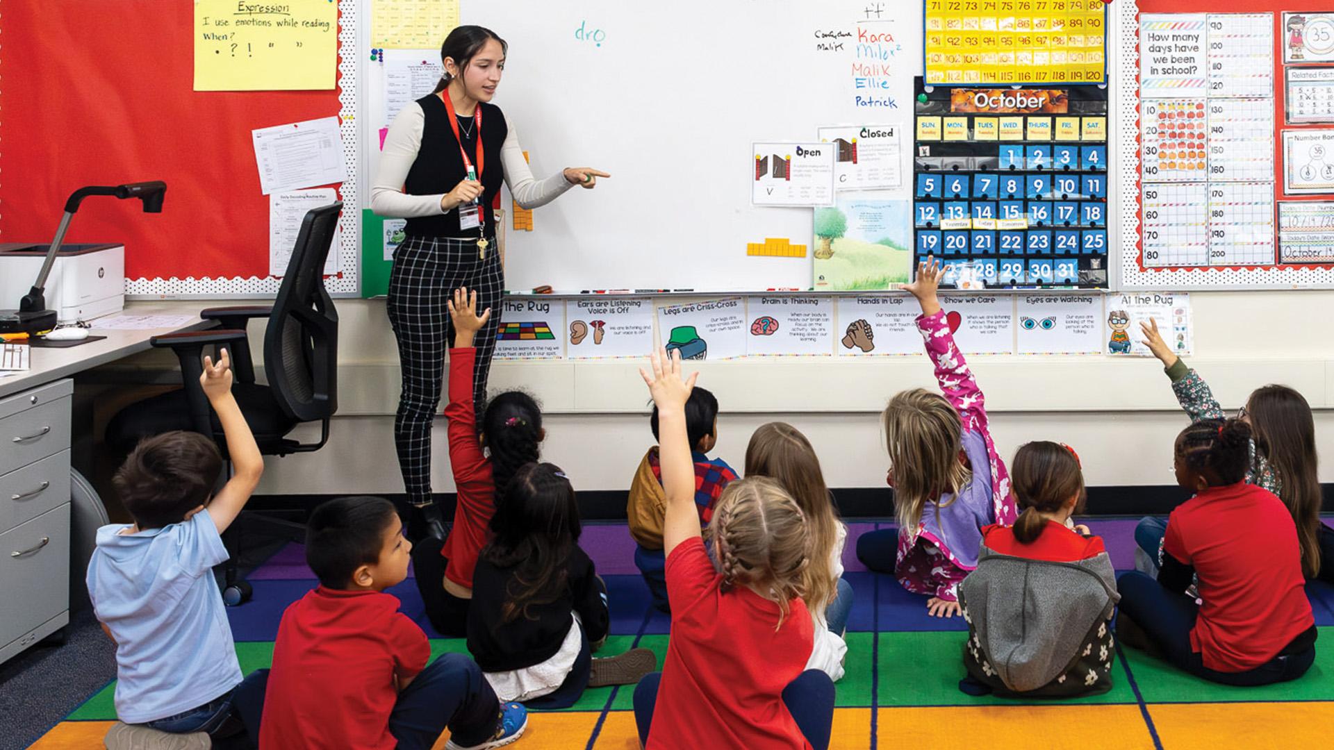 Marlee Aguirre helps instruct students at Mark Twain Elementary