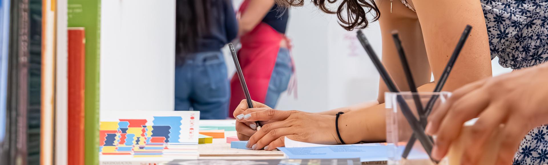 KCAM_Musuem activity-half