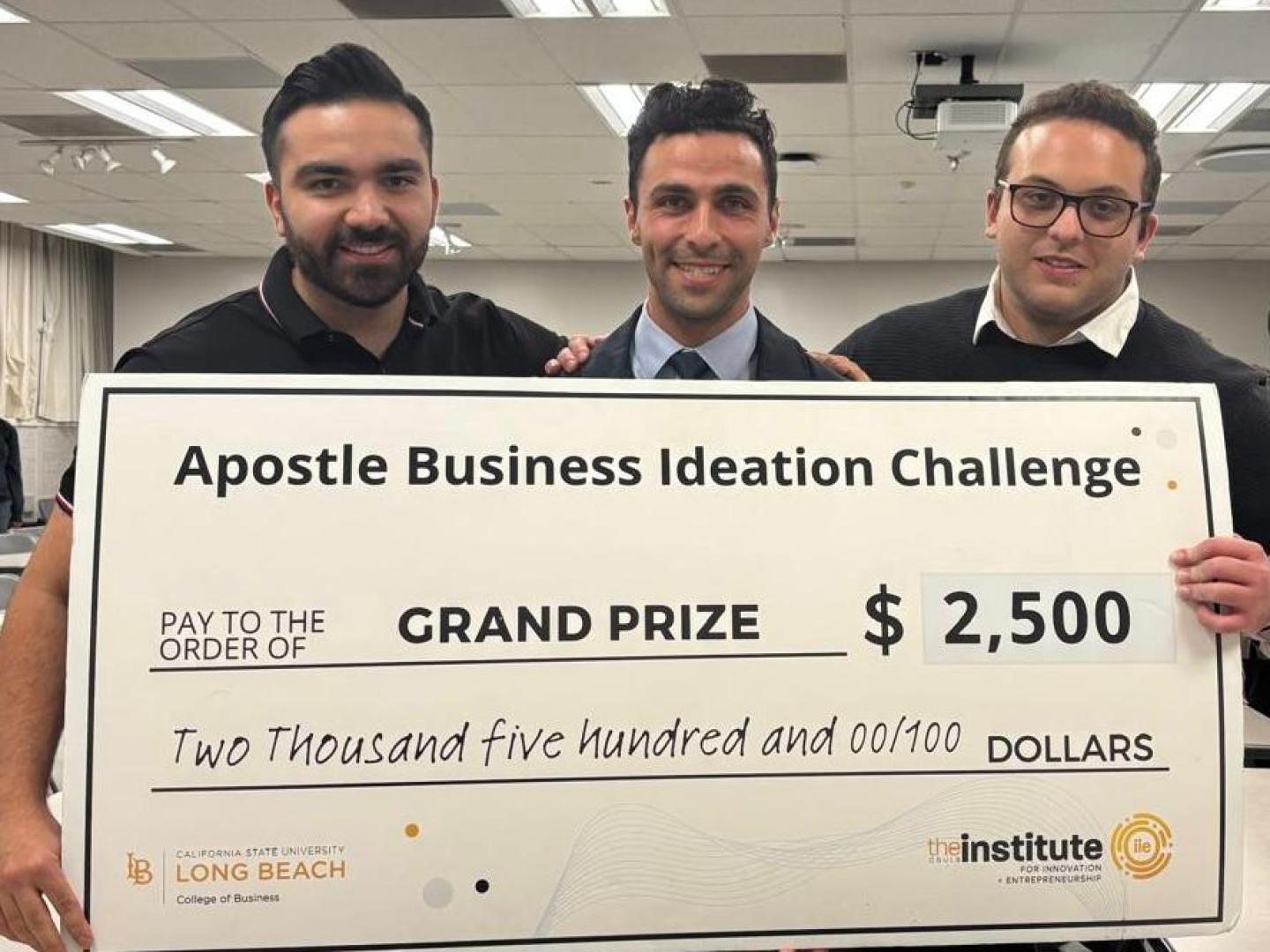Picture of team wining Grand Prize of ABIC pitch 