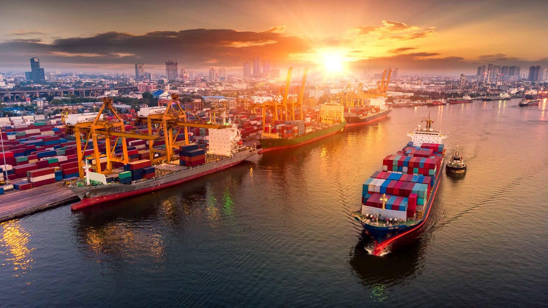 Container ship in the Port of Long Beach