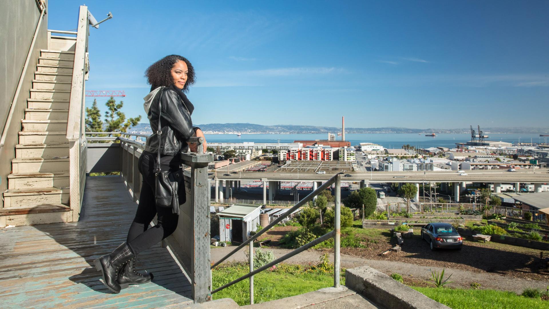Lynohila Ward looks at neighborhood