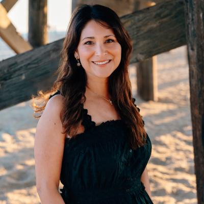 Adriane Howze headshot