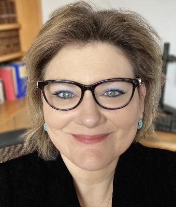 Elizabeth Dill