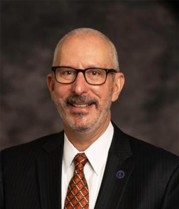 CSULB Acting President Andrew Jones