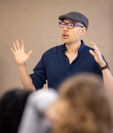 Professor Oliver Wang teaches a class