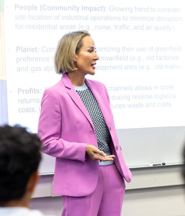 CSULB Professor Jessica Robinson during a lecture