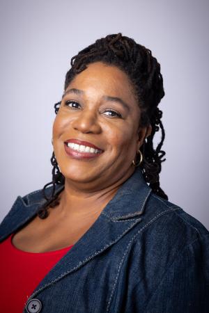 Tracy Gilmore Headshot